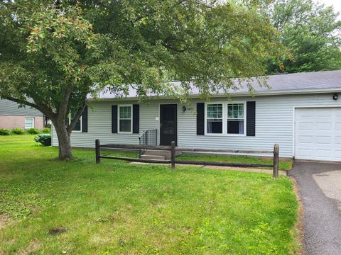 Homes For Rent - 1852 Churchill Downs Road<br/> Newark, OH 43055