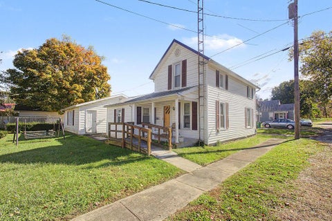 Photo of 402 S Harrison Street, Mount Vernon, OH 43050 (MLS # 226039721)