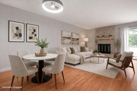 Photo of 3151 Parkview Drive, Grove City, OH 43123 (MLS # 226003871)