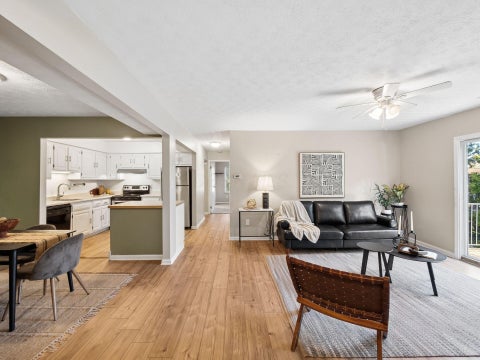 Photo of 1550 Slade Avenue 302 #302, Columbus, OH 43235 (MLS # 226040028)