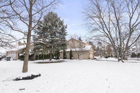 Tiny photo for 3280 River Place Drive, Columbus, OH 43221 (MLS # 225044929)