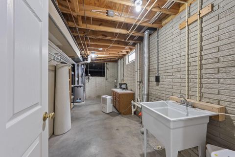 Tiny photo for 3280 River Place Drive, Columbus, OH 43221 (MLS # 225044929)