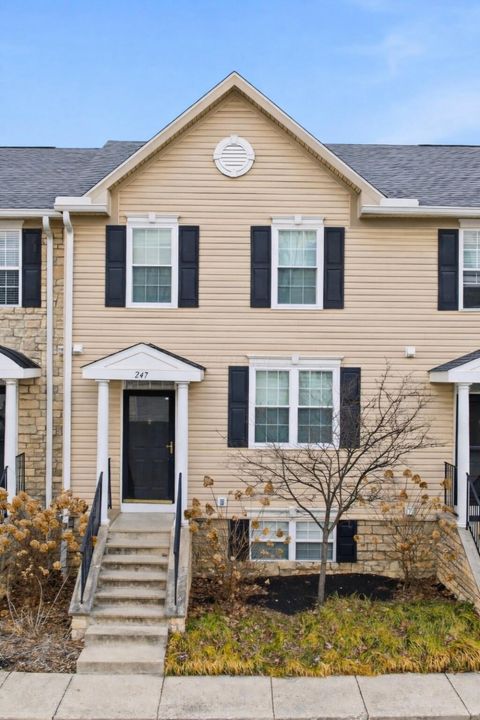 Photo of 247 Oxford Oak Drive, Blacklick, OH 43004 (MLS # 226004973)