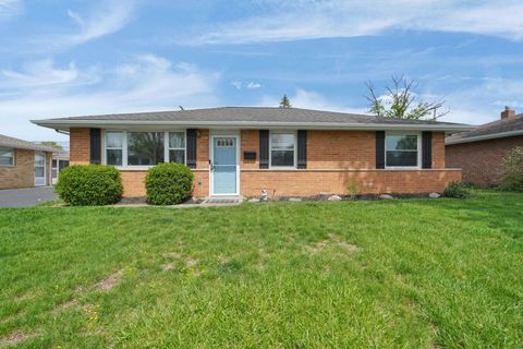 Photo of 2690 Kenny Lane, Grove City, OH 43123 (MLS # 226012415)