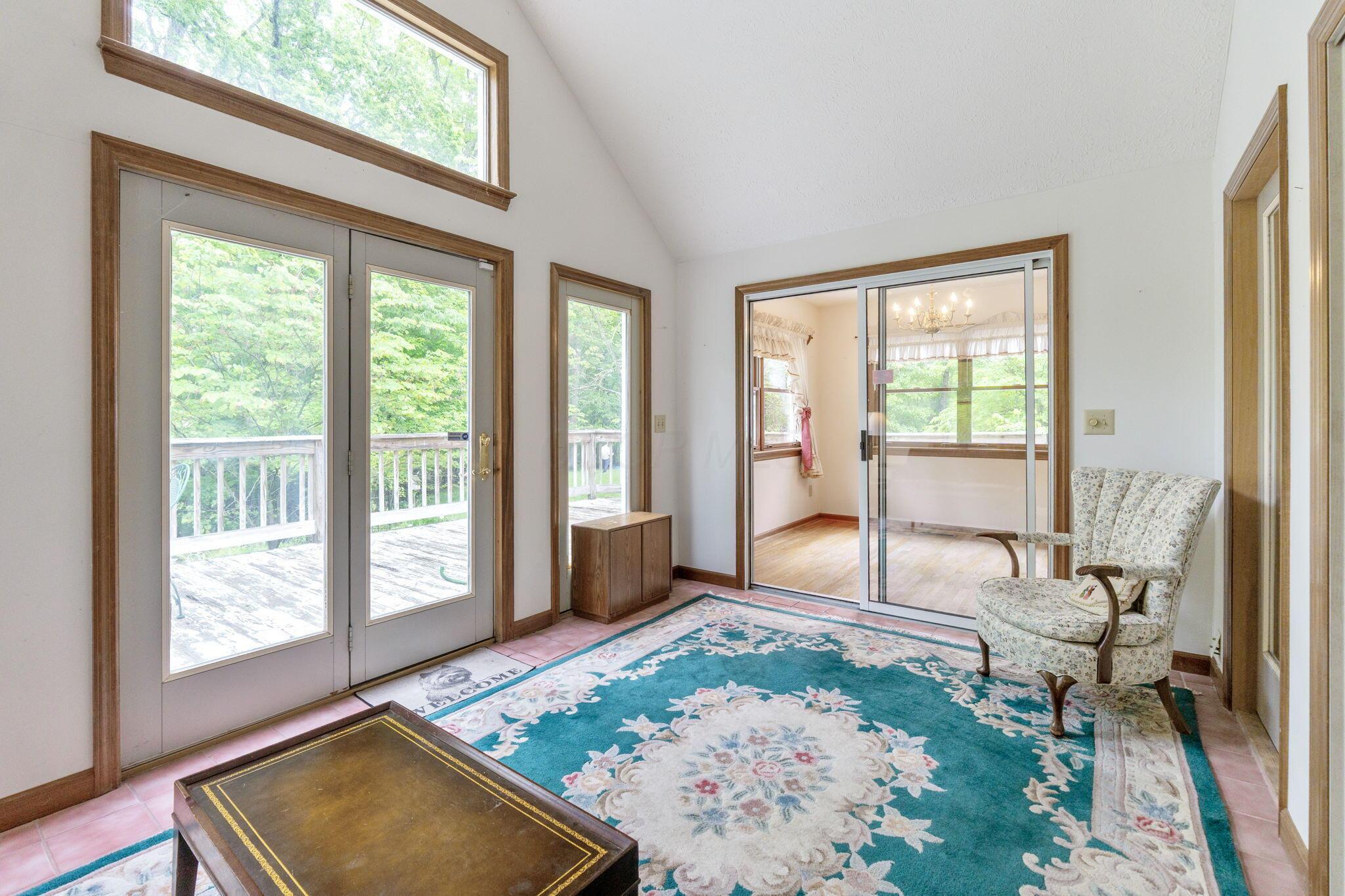 9353 Knoll Drive, Galena, Ohio image 23
