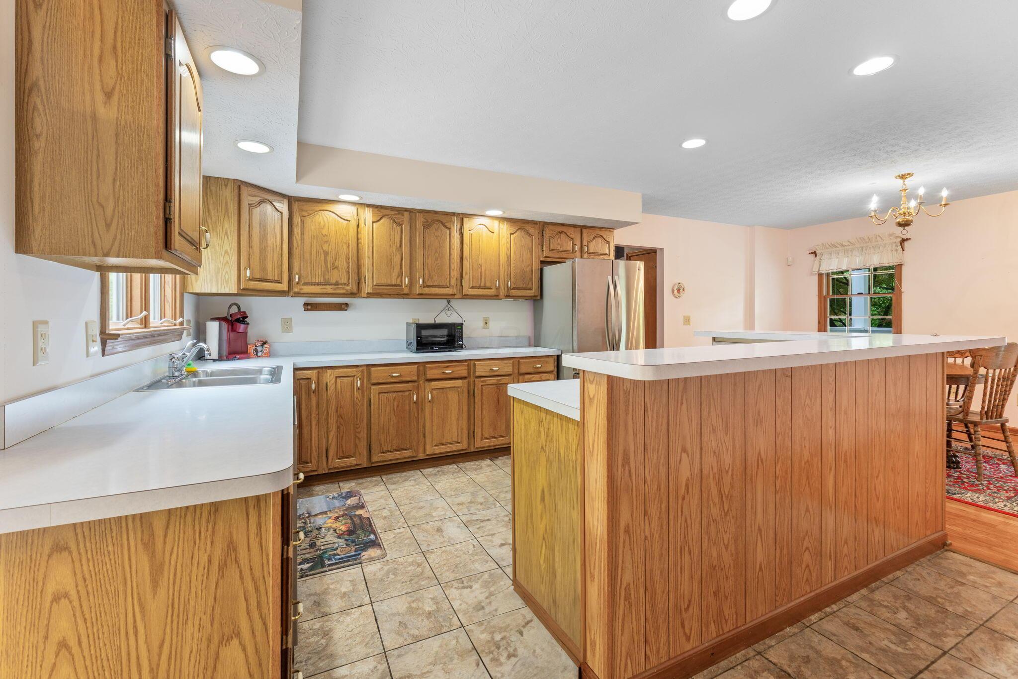 9353 Knoll Drive, Galena, Ohio image 20