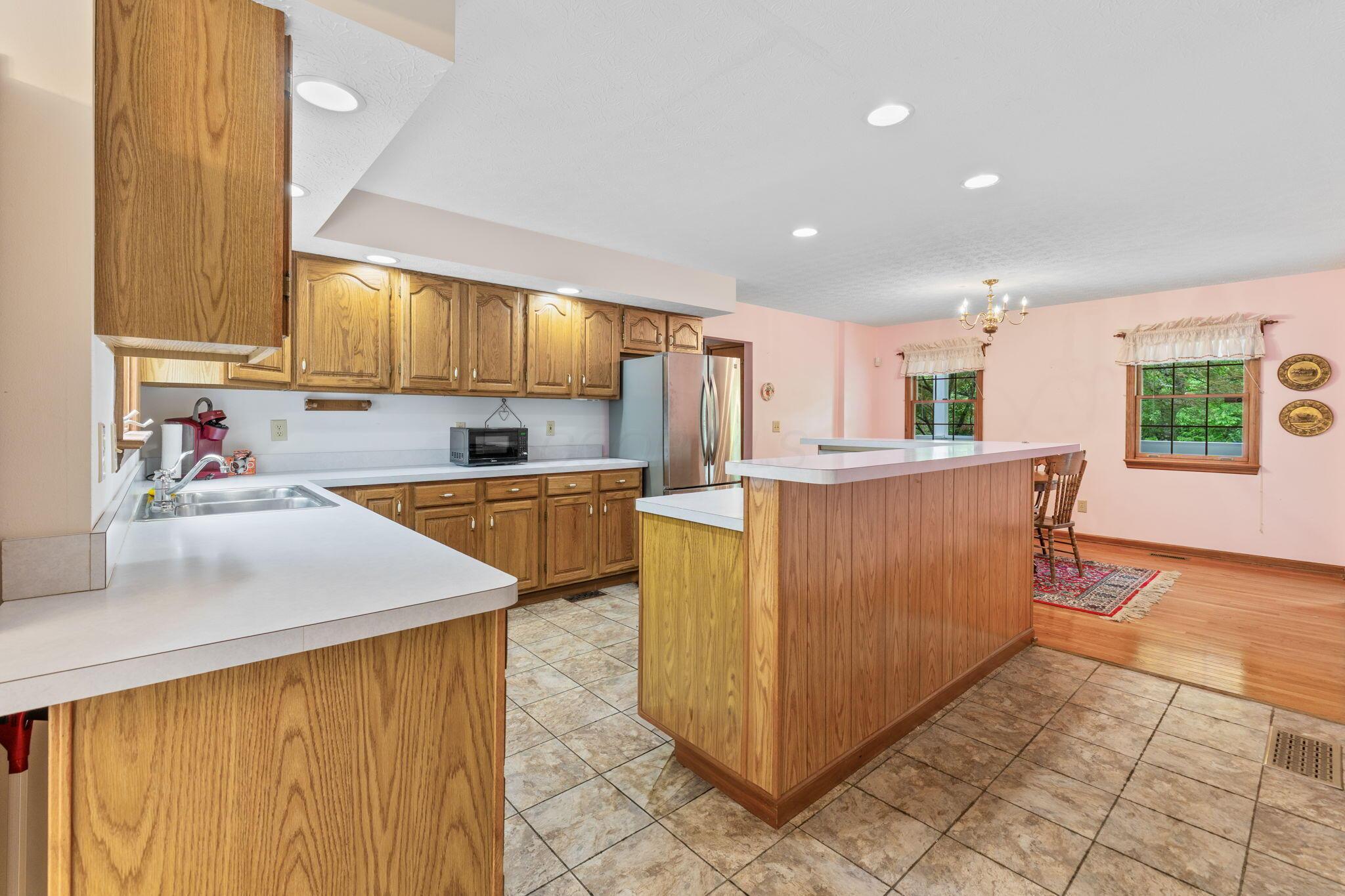 9353 Knoll Drive, Galena, Ohio image 21