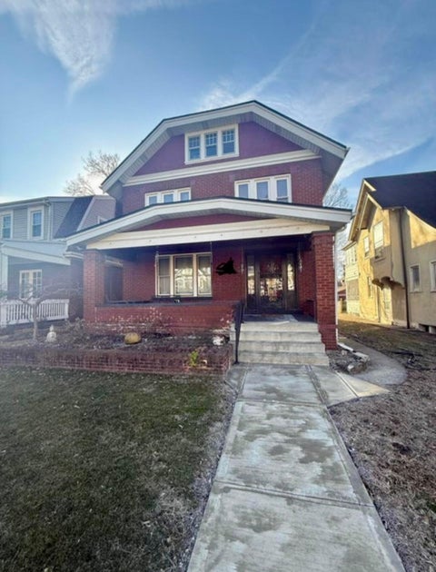 Homes For Sale - 1847 Oak Street<br/> Franklin County, Columbus, OH 43205