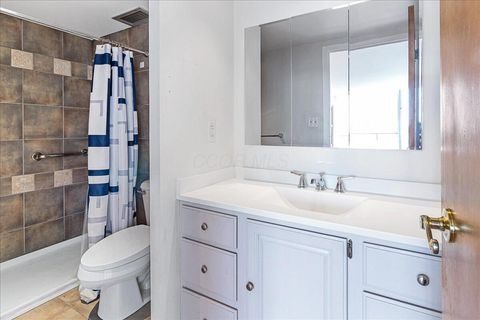 Tiny photo for 1000 Urlin Avenue Avenue 1507 #1507, Columbus, OH 43212 (MLS # 226004888)