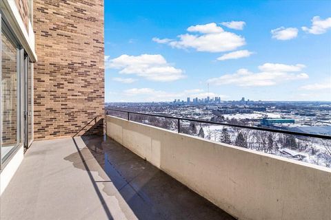 Tiny photo for 1000 Urlin Avenue Avenue 1507 #1507, Columbus, OH 43212 (MLS # 226004888)