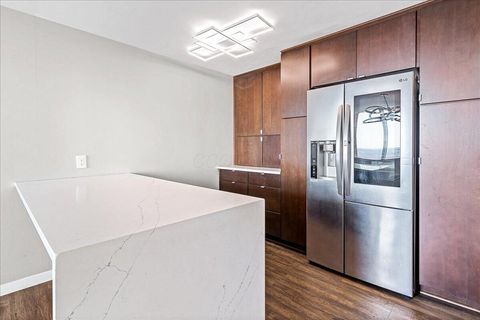 Tiny photo for 1000 Urlin Avenue Avenue 1507 #1507, Columbus, OH 43212 (MLS # 226004888)