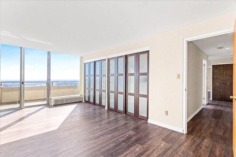 Tiny photo for 1000 Urlin Avenue Avenue 1507 #1507, Columbus, OH 43212 (MLS # 226004888)