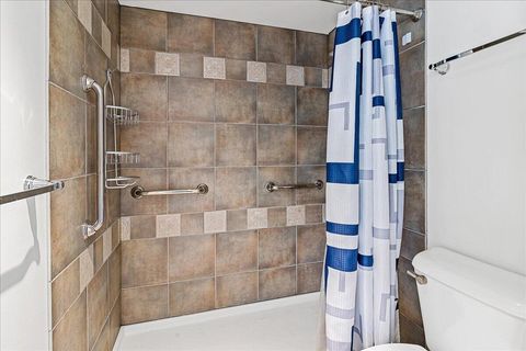 Tiny photo for 1000 Urlin Avenue Avenue 1507 #1507, Columbus, OH 43212 (MLS # 226004888)