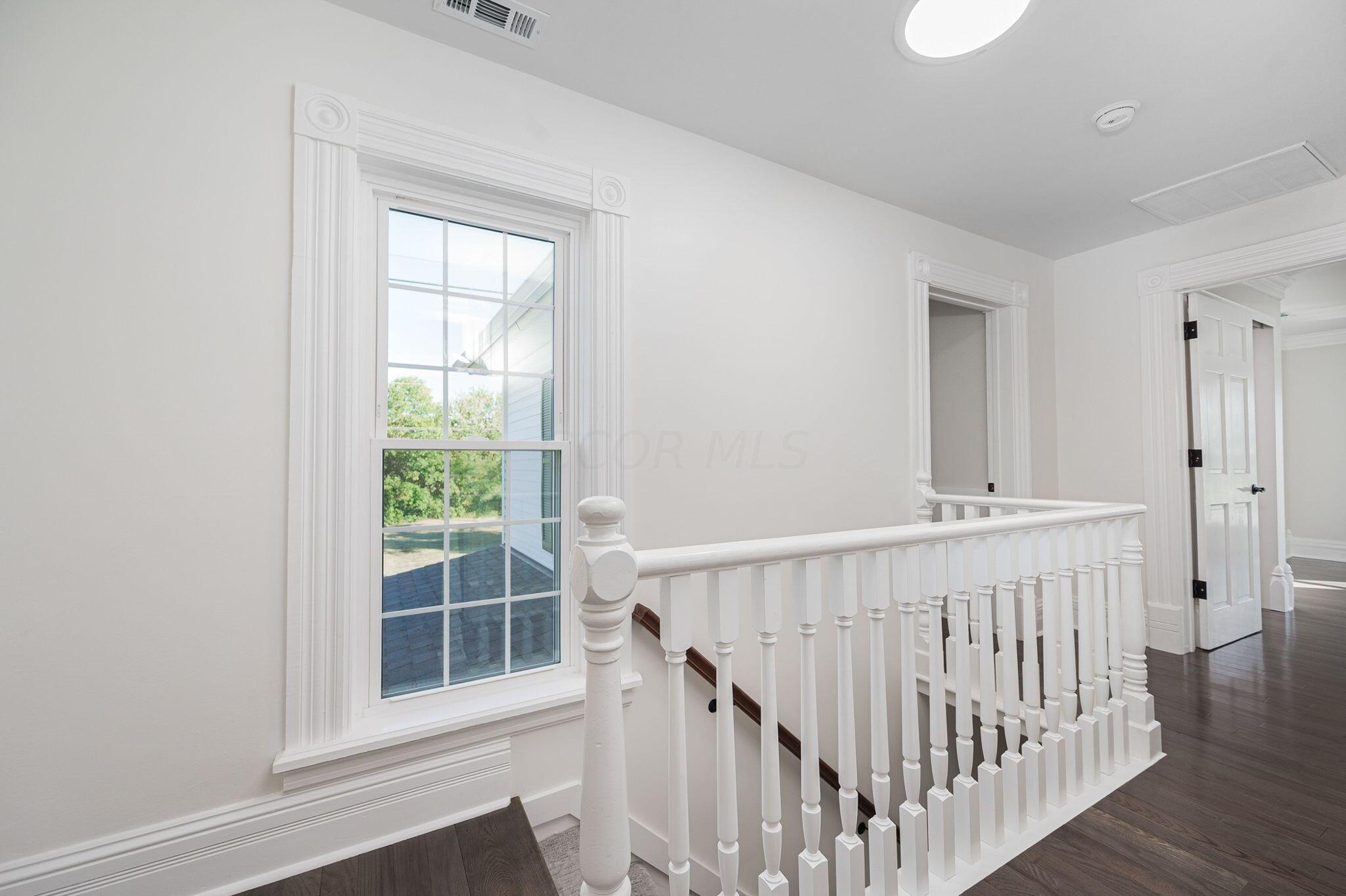 6039 Harrisburg Pike, Grove City, Ohio image 14