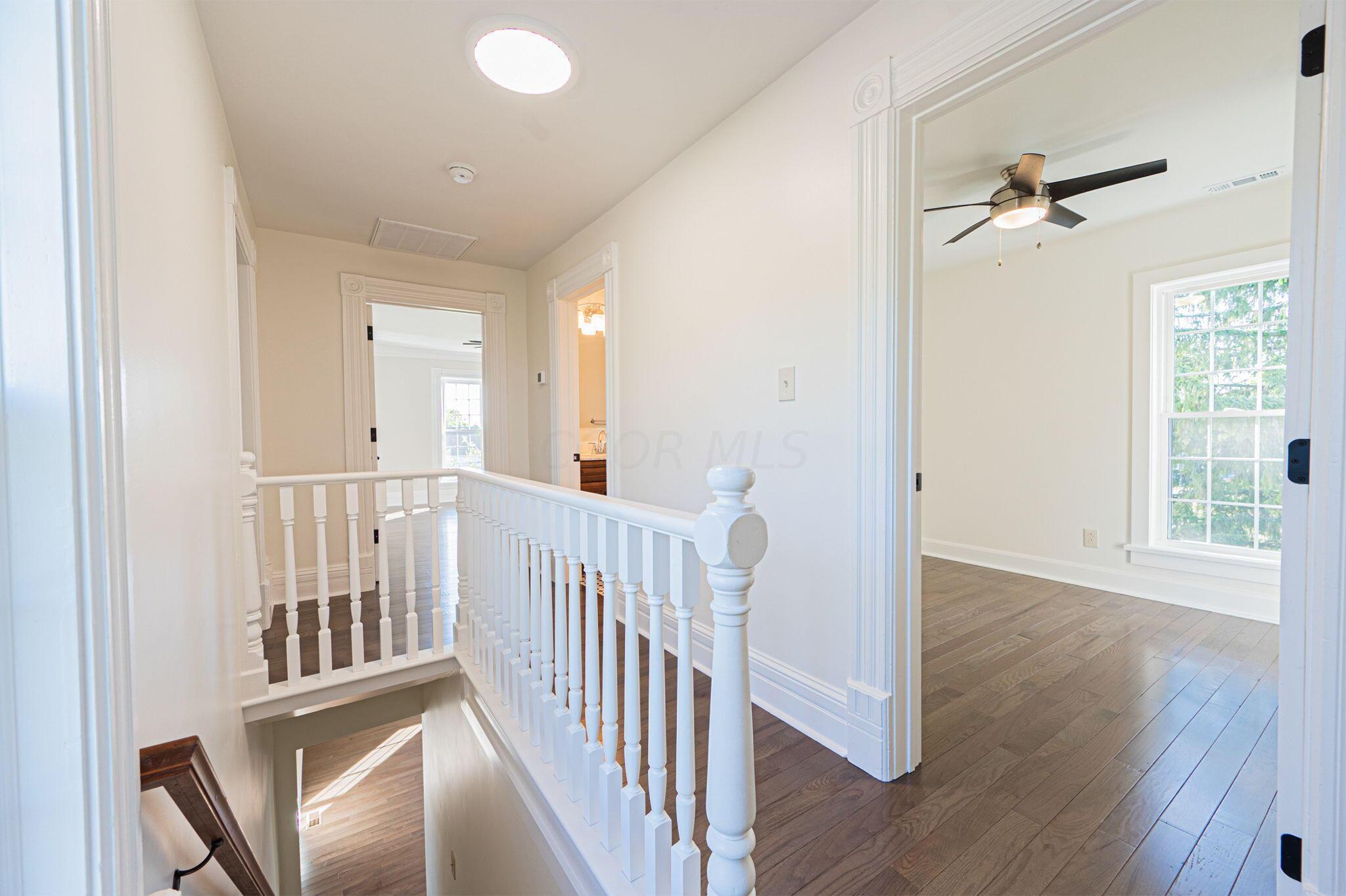 6039 Harrisburg Pike, Grove City, Ohio image 13