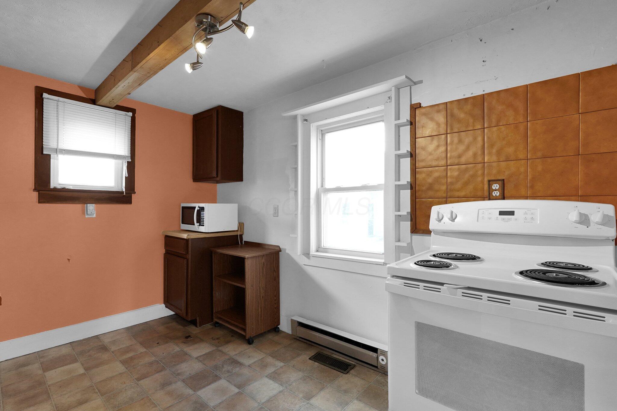 125 W Mound Street, South Charleston, Ohio image 39