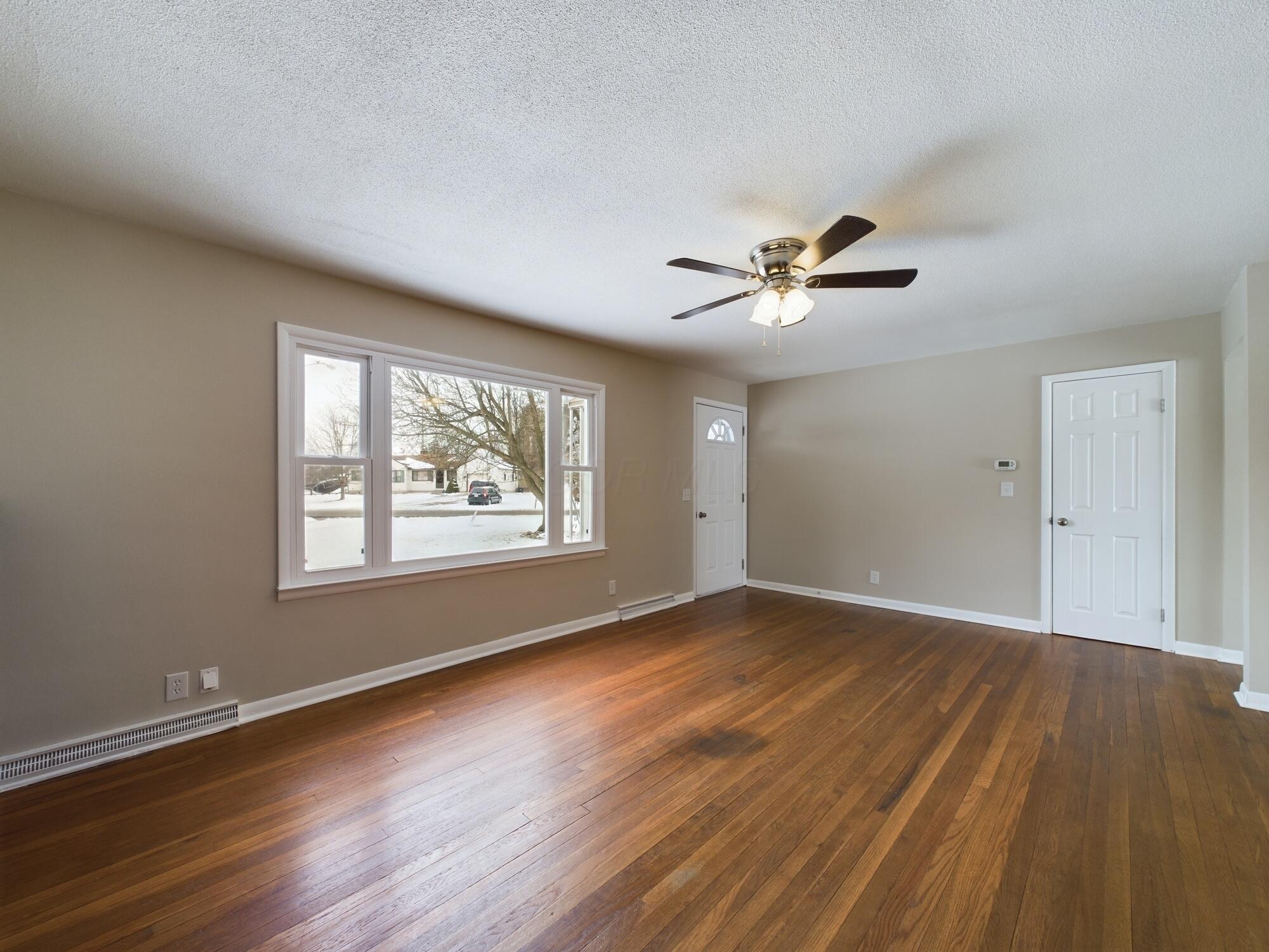 848 Fieldson Drive, Heath, Ohio image 5
