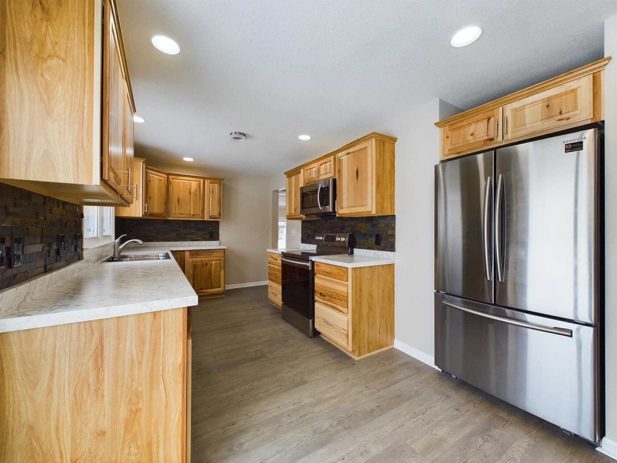 848 Fieldson Drive, Heath, Ohio image 12