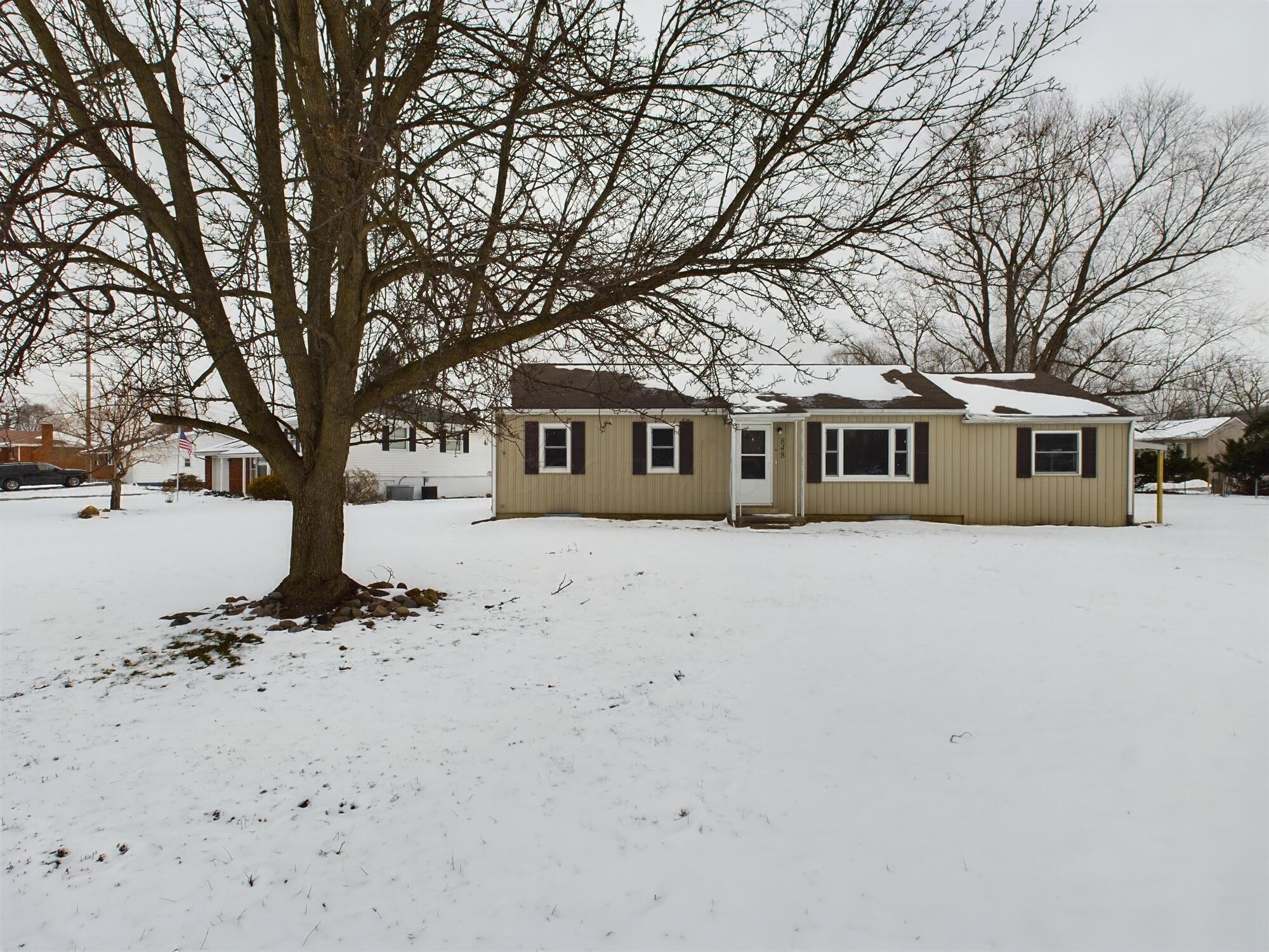 848 Fieldson Drive, Heath, Ohio image 1