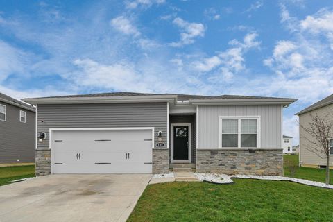 Photo of 139 Beaman Gates Drive SW, Granville, OH 43023 (MLS # 225010415)