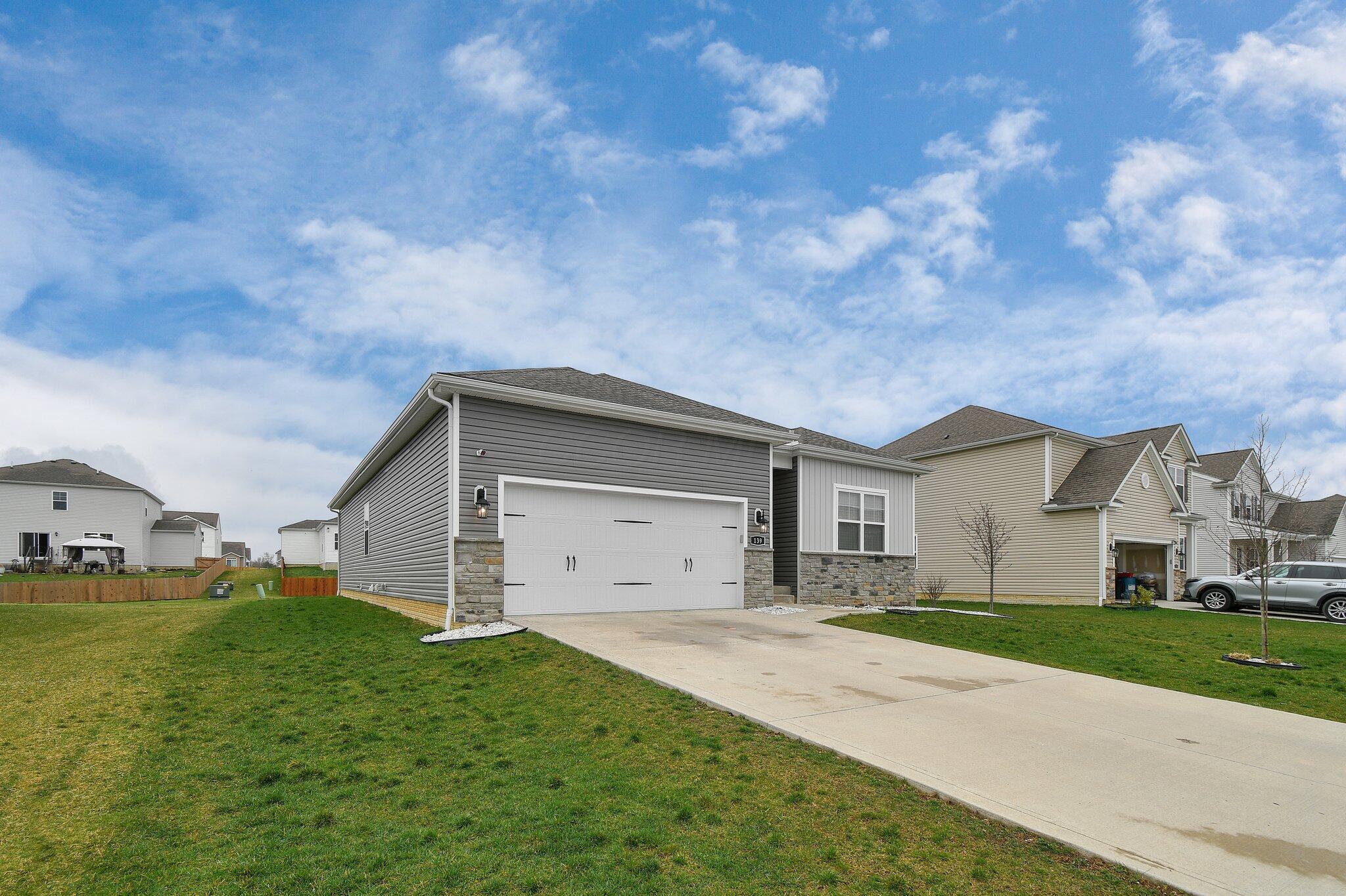139 Beaman Gates Drive, Granville, Ohio image 2