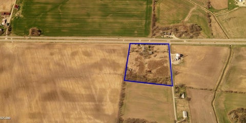Photo of 3915 U.S. 40, London, OH 43140 (MLS # 226035132)