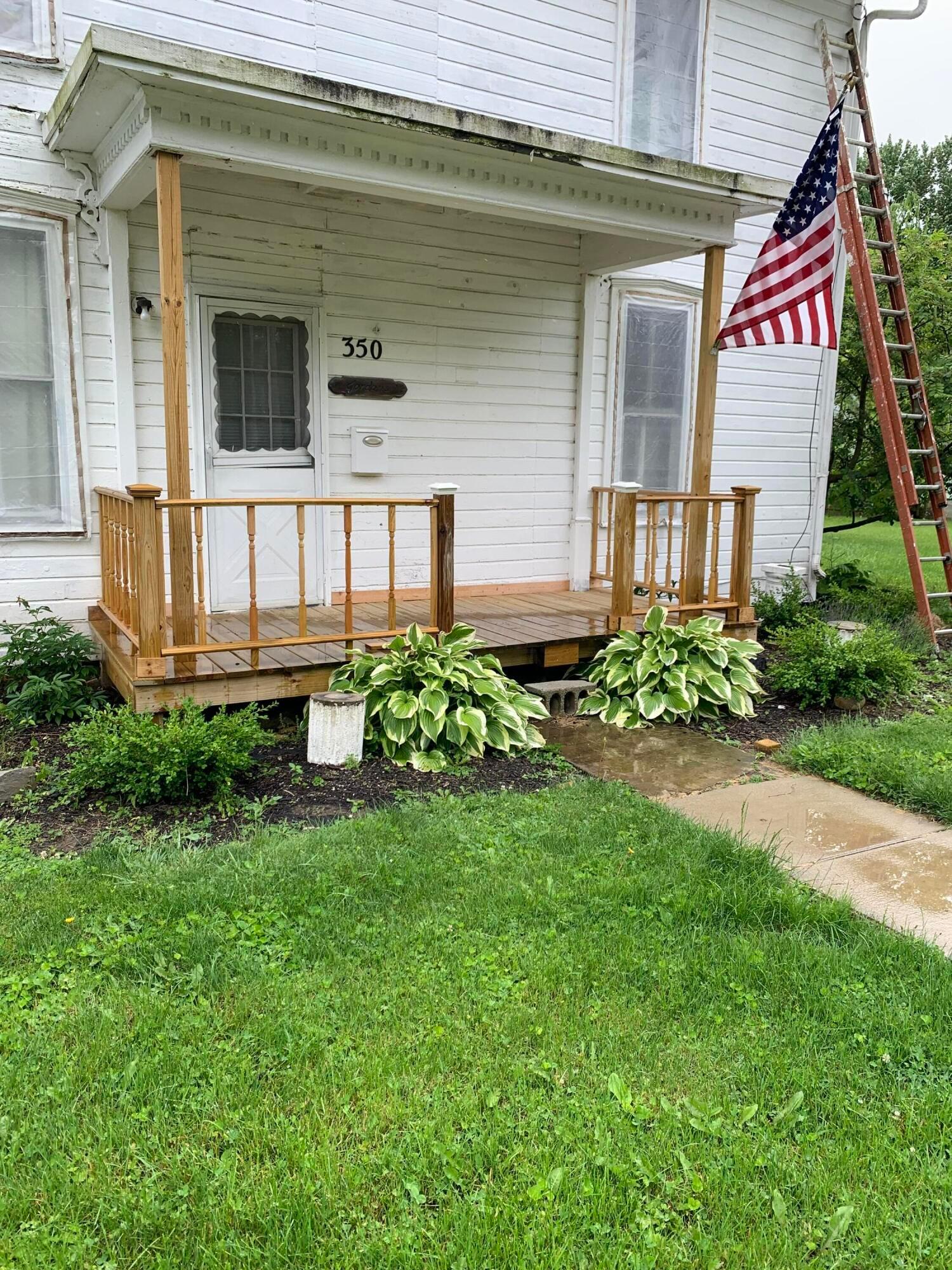 Photo 3 of 23 of 350 N Franklin Street house