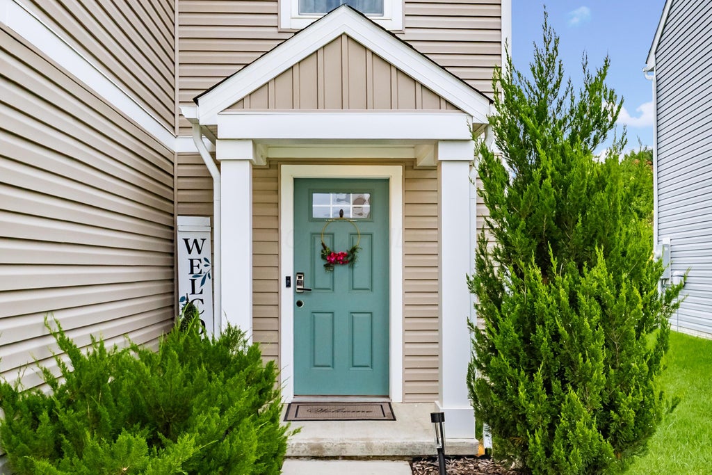 Photo of 456 Stolte Drive, Marysville, OH 43040 (MLS # 226037110)