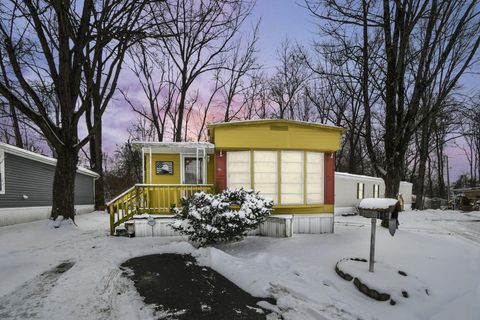 Photo of 145 Cambridge Court, Reynoldsburg, OH 43068 (MLS # 225045835)