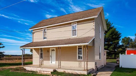 Photo of 9915 Lancaster Newark Road NE, Baltimore, OH 43105 (MLS # 225039760)