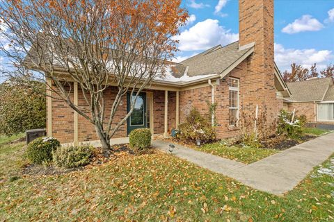 Photo of 3129 Pine Manor Boulevard, Grove City, OH 43123 (MLS # 225043133)