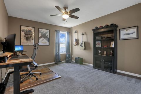 Tiny photo for 1552 Mary Lou Drive, Pataskala, OH 43062 (MLS # 226007226)