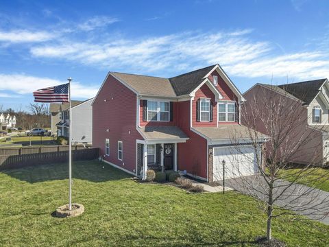 Photo of 1552 Mary Lou Drive, Pataskala, OH 43062 (MLS # 226007226)