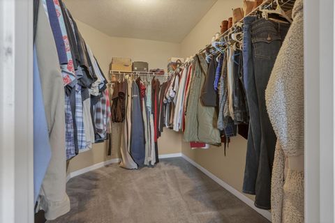 Tiny photo for 1552 Mary Lou Drive, Pataskala, OH 43062 (MLS # 226007226)