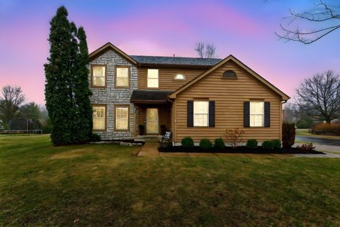 Photo of 4511 Mariners Landing, Lewis Center, OH 43035 (MLS # 226006124)