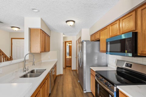 Photo of 2179 Victoria Park Drive, Columbus, OH 43235 (MLS # 226029398)