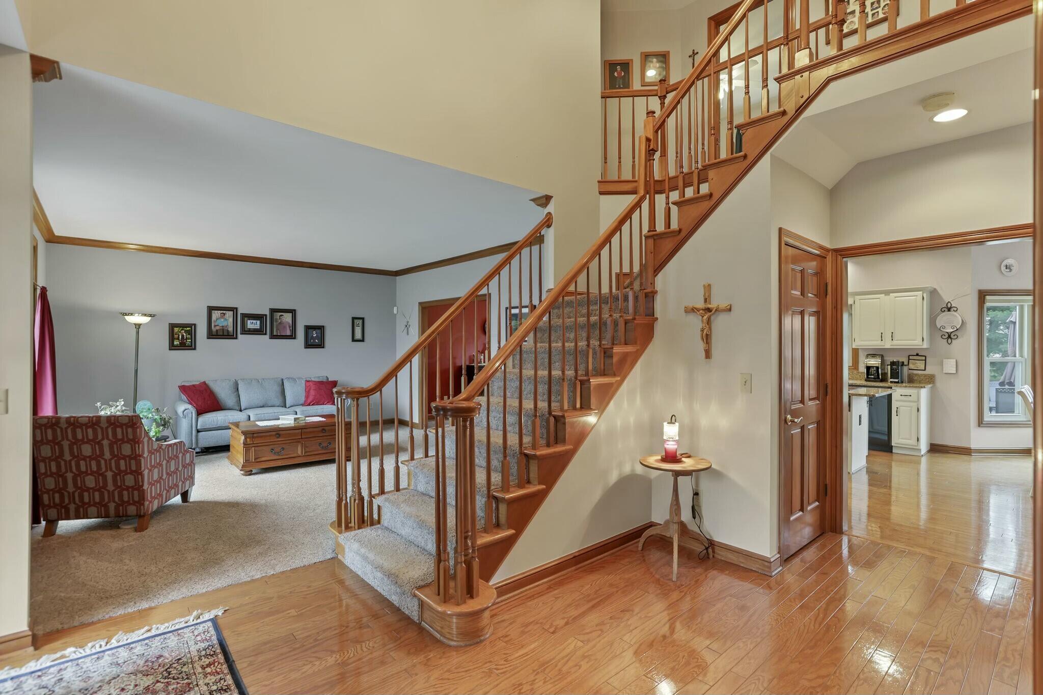 8823 Chateau Drive, Pickerington, Ohio image 12