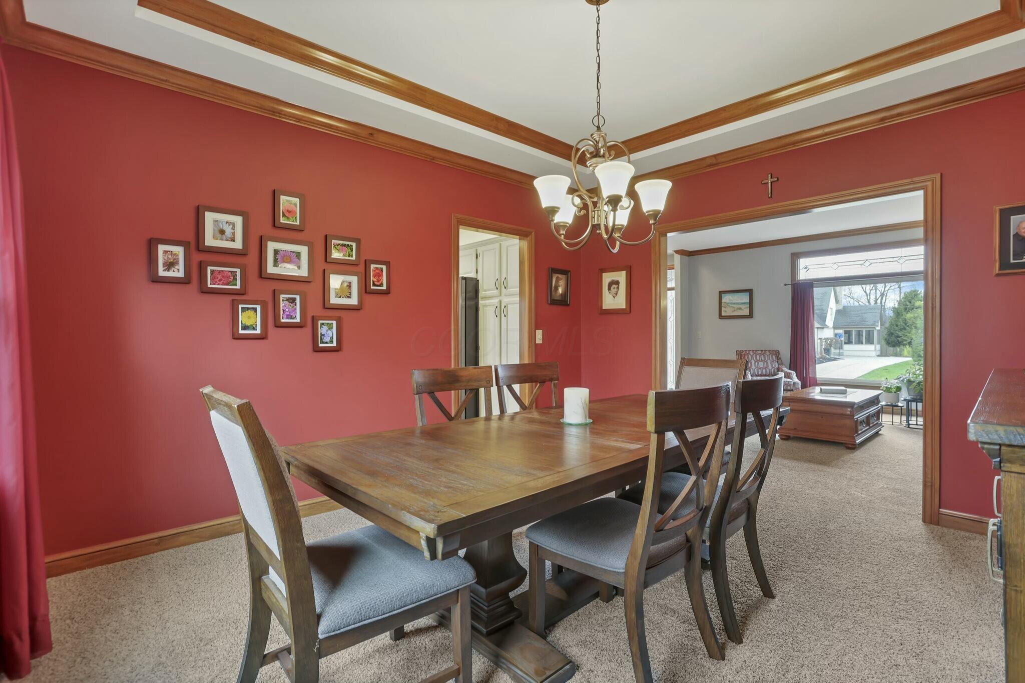 8823 Chateau Drive, Pickerington, Ohio image 17