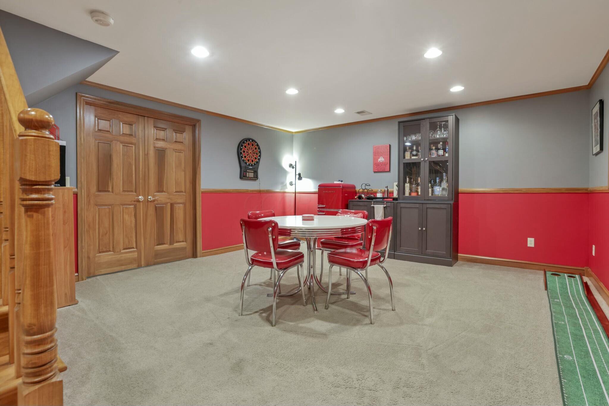 8823 Chateau Drive, Pickerington, Ohio image 50