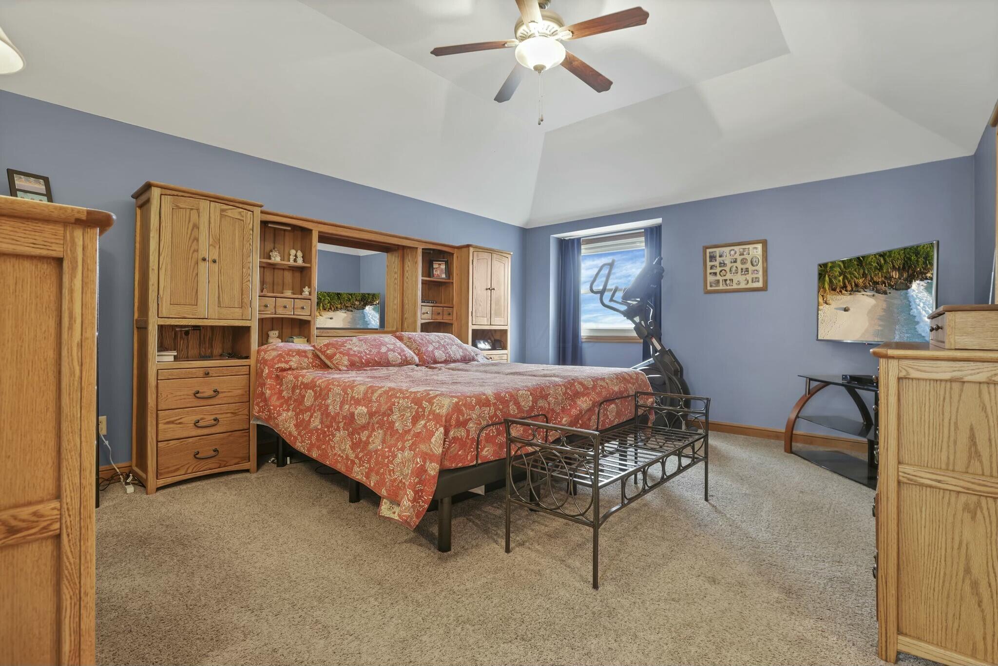 8823 Chateau Drive, Pickerington, Ohio image 35