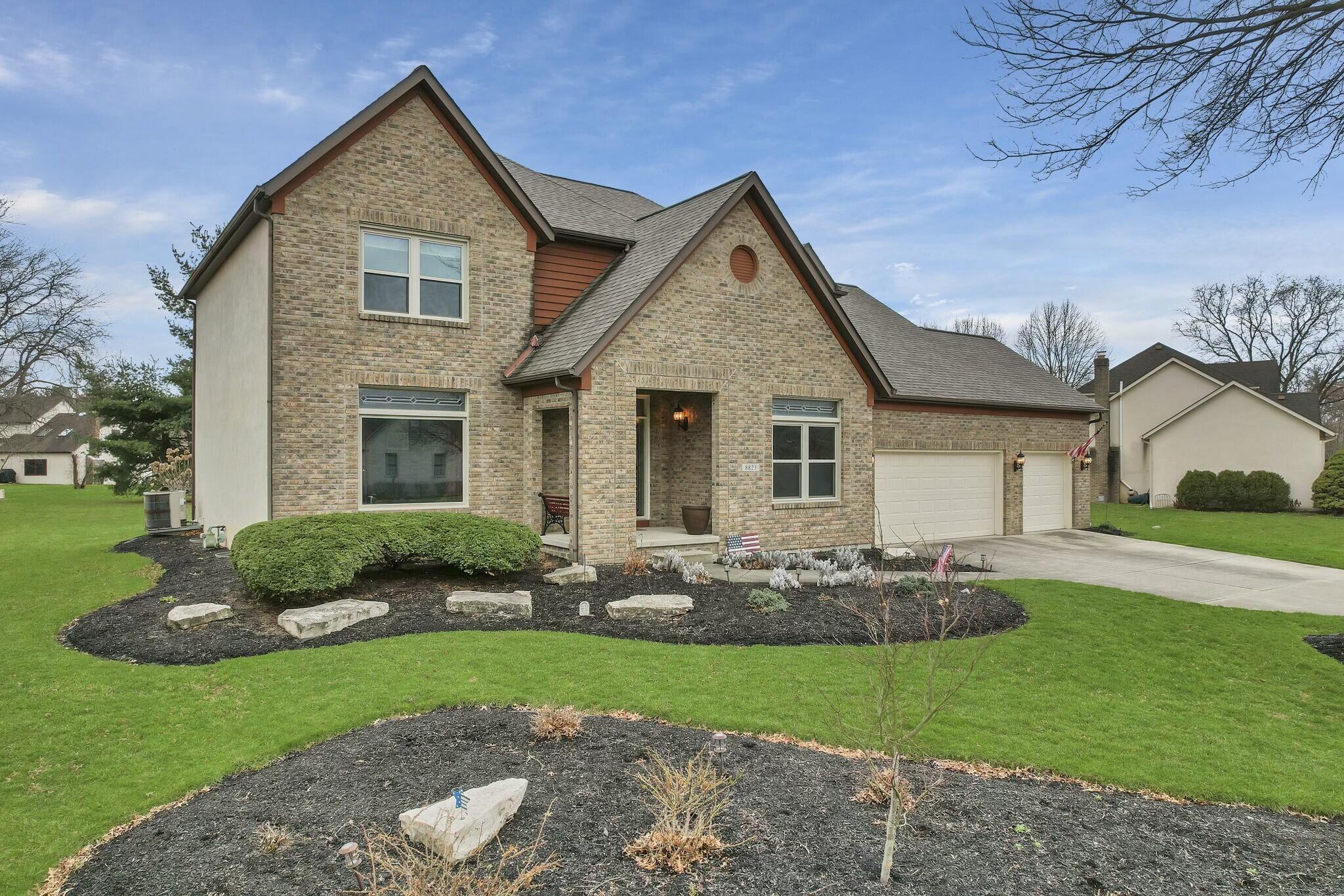 8823 Chateau Drive, Pickerington, Ohio image 4