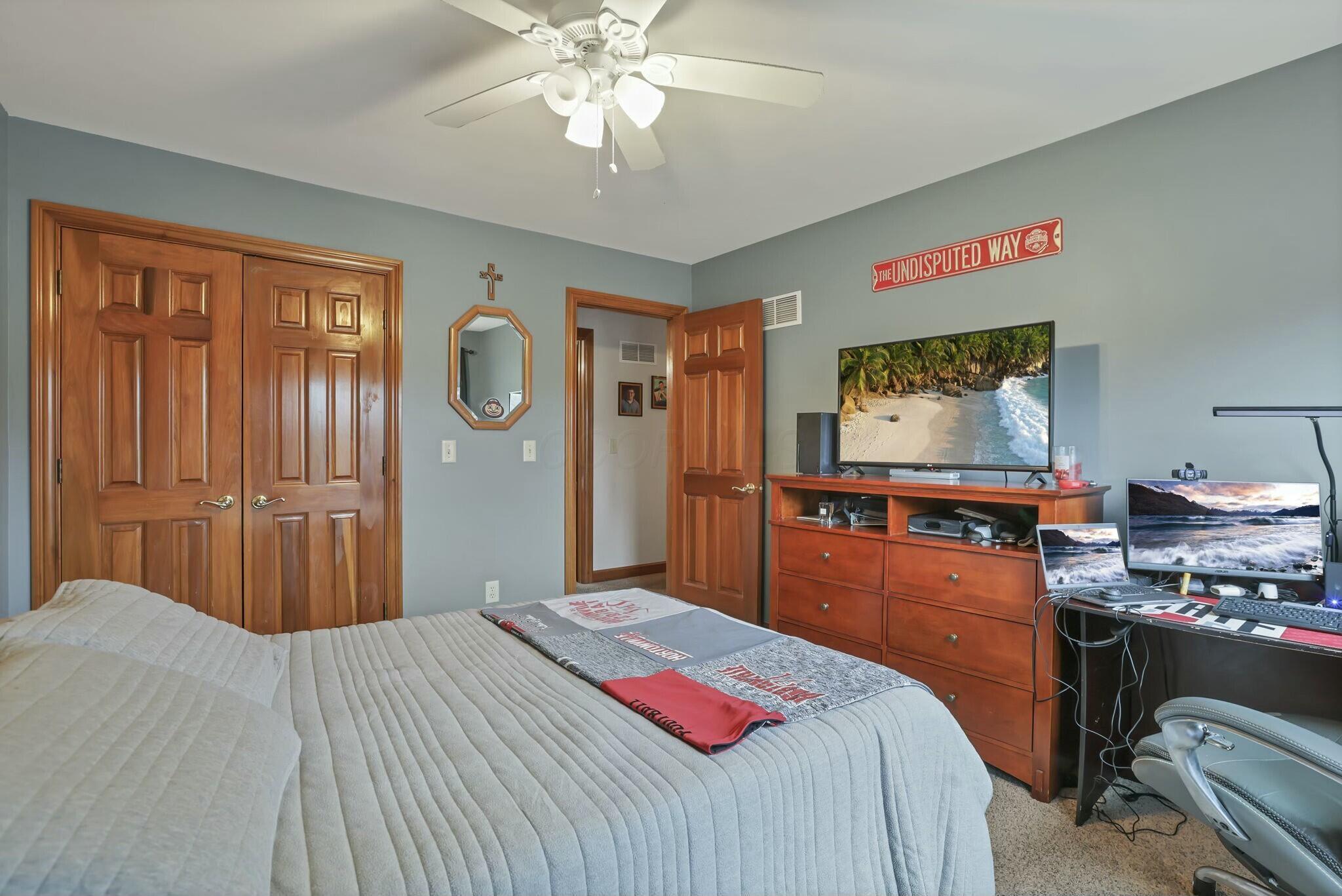 8823 Chateau Drive, Pickerington, Ohio image 41