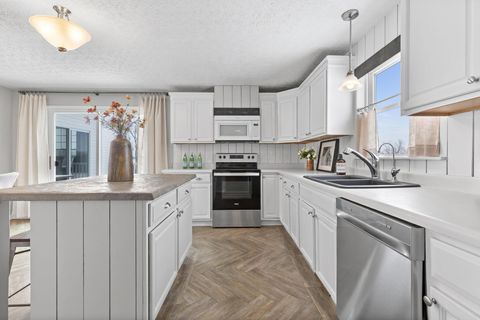 Tiny photo for 12019 Dunham Road, Mount Vernon, OH 43050 (MLS # 226003202)