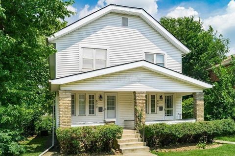 Photo of 866-870 Northwest Boulevard, Columbus, OH 43212 (MLS # 226001857)