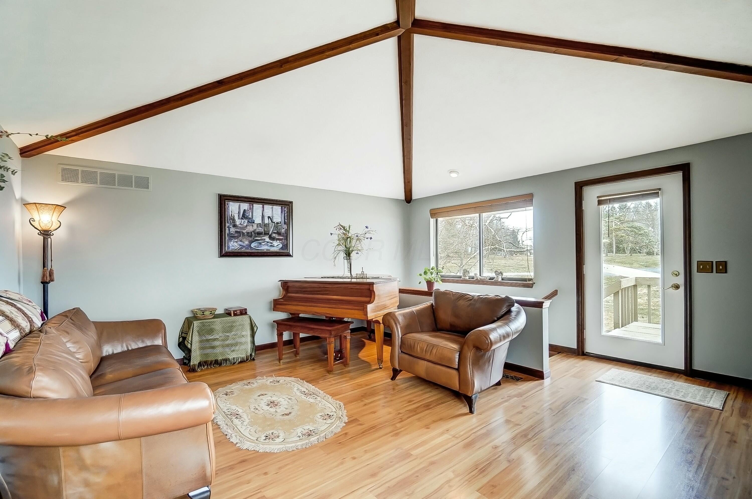 1290 Chickasaw Drive, London, Ohio image 28