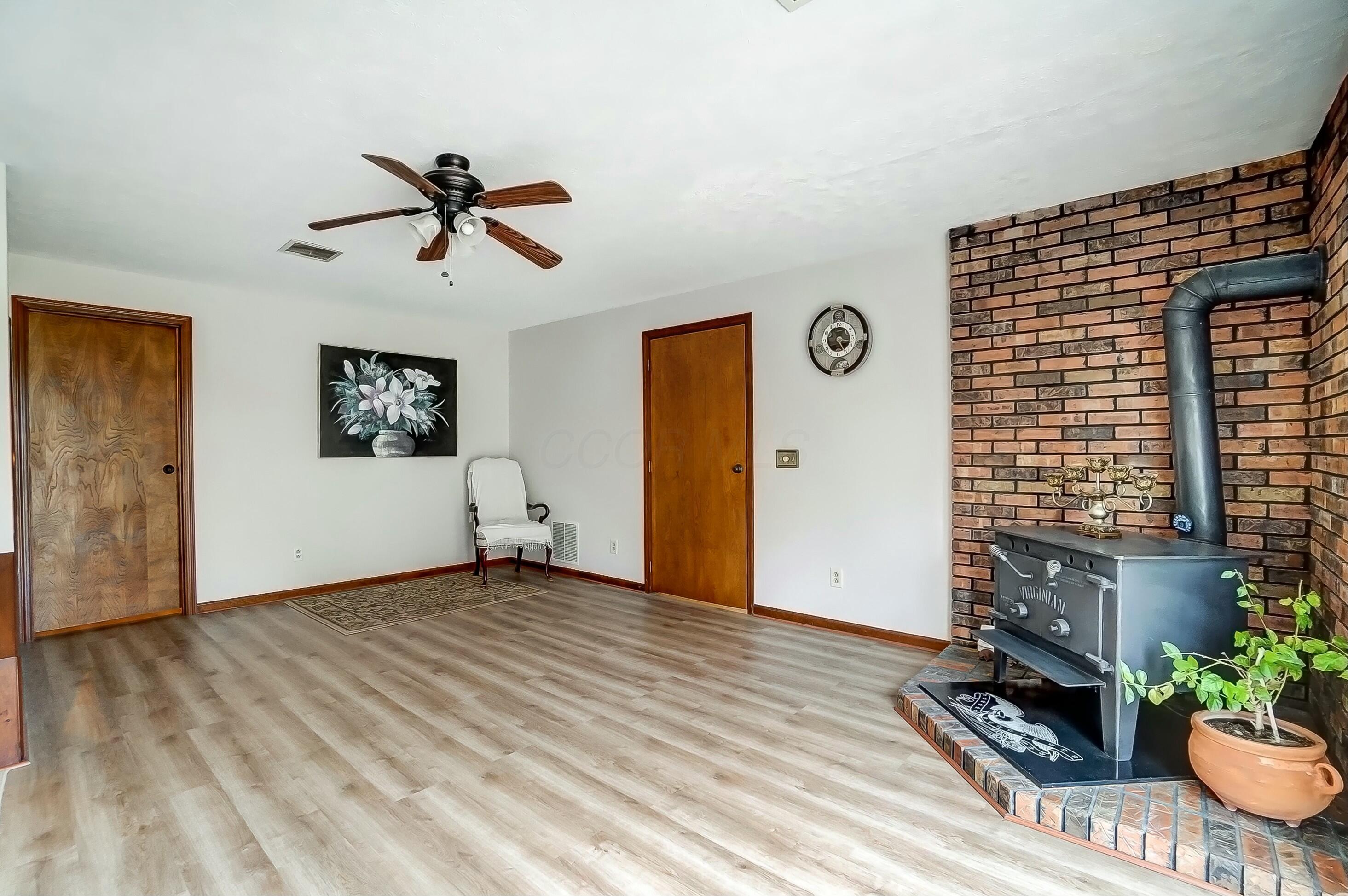 1290 Chickasaw Drive, London, Ohio image 48