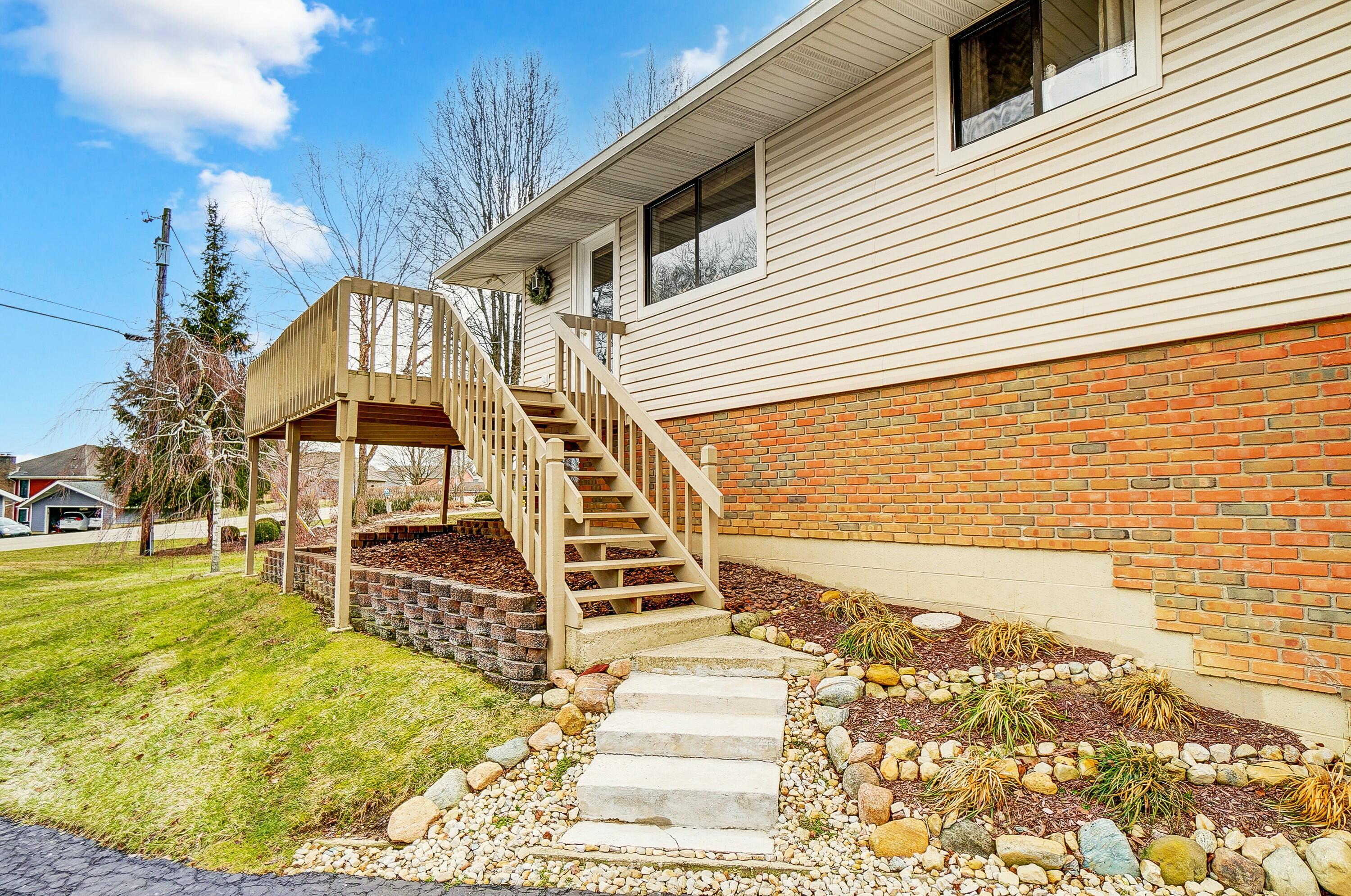 1290 Chickasaw Drive, London, Ohio image 21
