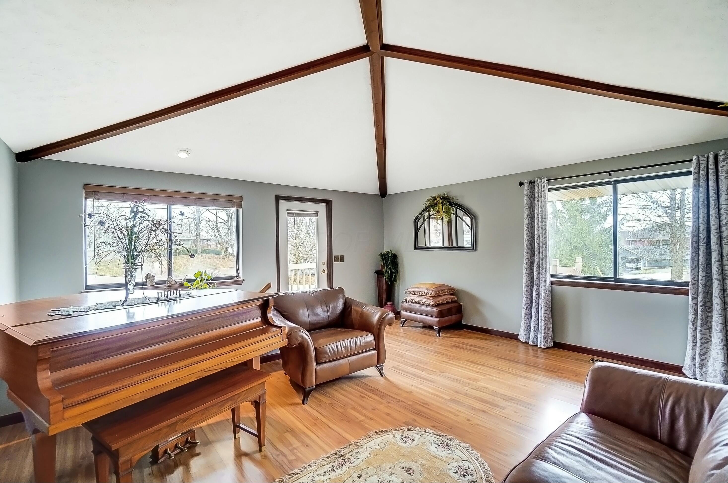 1290 Chickasaw Drive, London, Ohio image 27