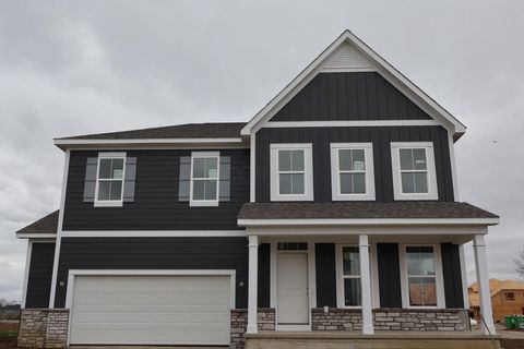 Photo of 74 Banyan Drive, Lewis Center, OH 43035 (MLS # 226008653)