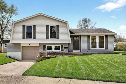 Photo of 3391 Arnett Court, Westerville, OH 43081 (MLS # 226010773)